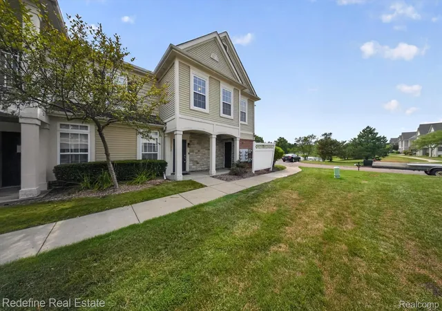 Photo 2 of Condo for sale at 10200 W Midway Ct #102, Commerce Township, MI 48390 | MLS# 20261063875 | Listing updated on 2026-08-21