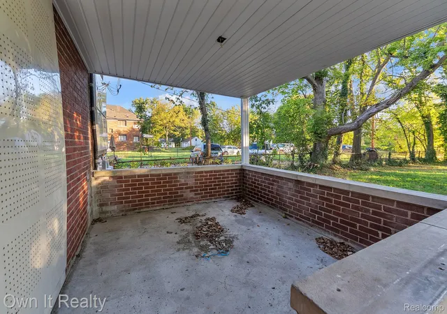 2nd image of 4316 Lakewood St, Detroit, MI 48215