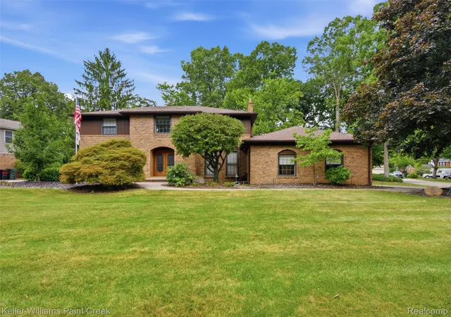 Photo 1 of Single family home for sale at 2950 Leyton Ct, Rochester Hills, MI 48306 | MLS# 20261063889 | Listing updated on 2026-08-15