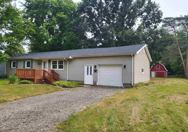 Photo 2 of Single family home for sale at 4743 Brown Rd, Vassar, MI 48768 | MLS# 5050218265 | Listing updated on 2026-09-09
