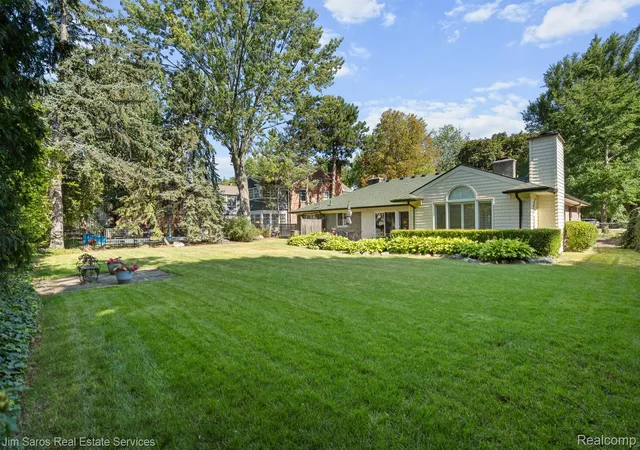 Photo 2 of Single family home for sale at 29 Hampton Rd, Grosse Pointe Shores, MI 48236 | MLS# 20261063892 | Listing updated on 2026-09-17