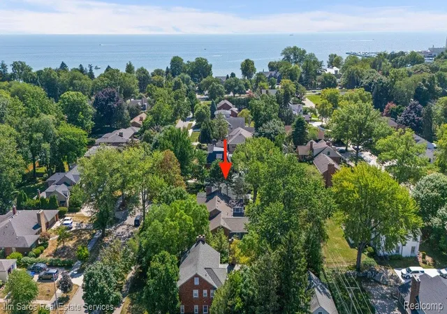 Photo 3 of Single family home for sale at 29 Hampton Rd, Grosse Pointe Shores, MI 48236 | MLS# 20261063892 | Listing updated on 2026-09-17