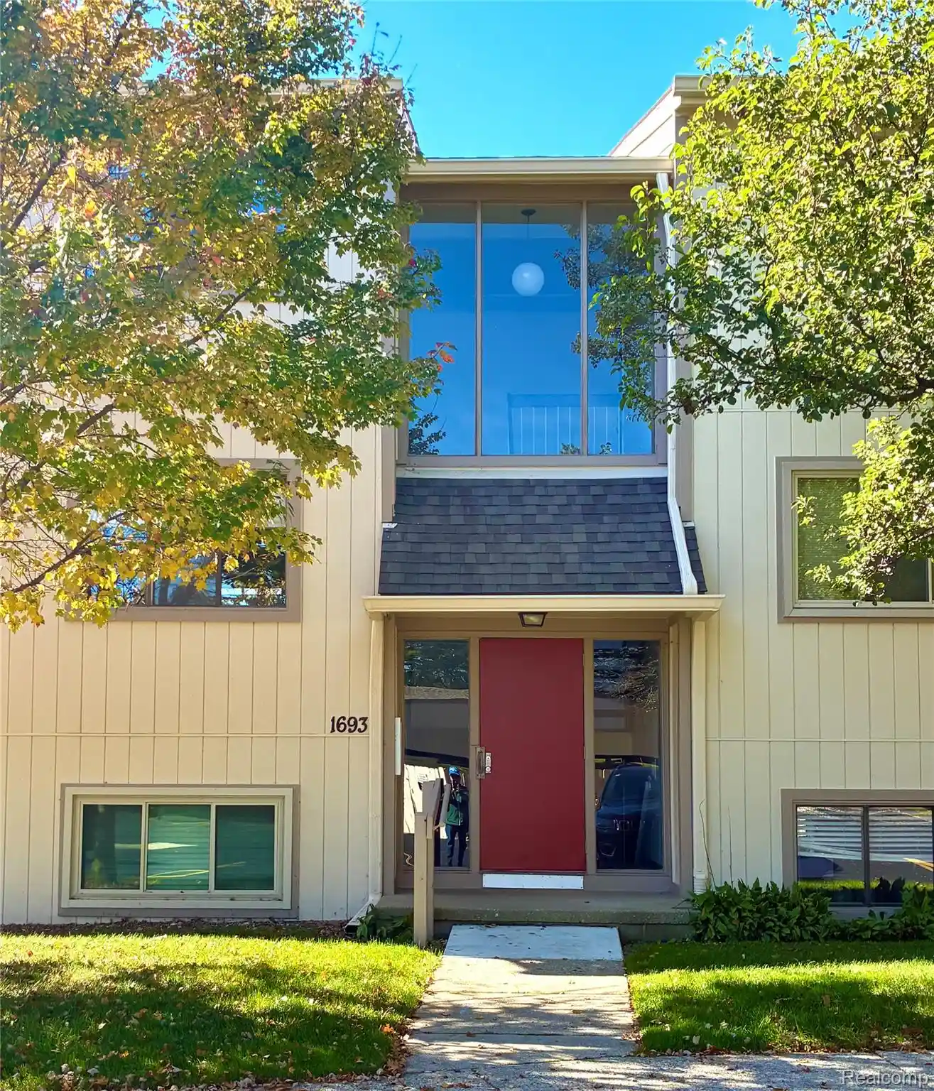 Photo 1 of Condo for sale at 1693 Riverside Dr #3, Rochester Hills, MI 48309 | MLS# 20261063893 | Listing updated on 2026-10-18
