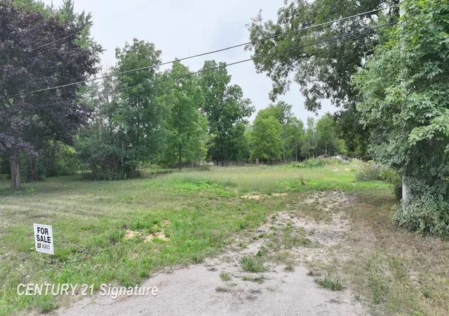 Photo 2 of Land for sale at 8345 N Jennings Rd, Mount Morris, MI 48458 | MLS# 5050218269 | Listing updated on 2026-08-17
