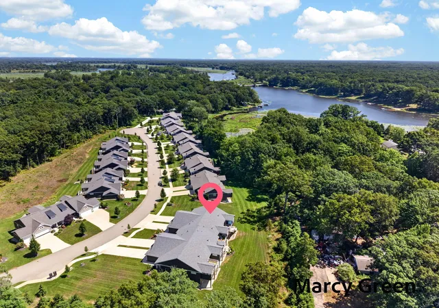 Listing Photo 4 - Condo for sale in building located at 15080 Kingfisher Wy, Grand Haven, MI 49417