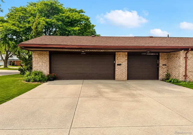 Photo 1 of Condo for sale at 11797 Meadow Ln Dr, Warren, MI 48093 | MLS# 20261063919 | Listing updated on 2026-08-19