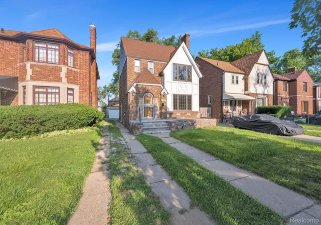 Photo 3 of Single family home for sale at 18961 Pennington Dr, Detroit, MI 48221 | MLS# 20261063929 | Listing updated on 2026-08-13
