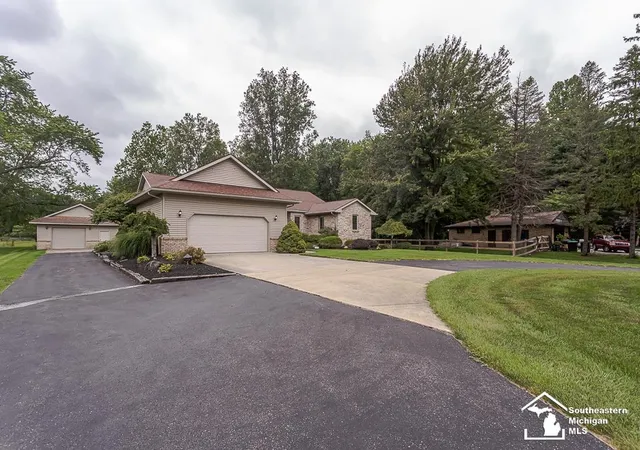 1st image of 6277 Secor Rd, Lambertville, MI 48144 | MLS# 57050218272