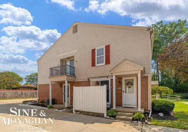 Photo 2 of Condo for sale at 24151 Meadow Brg Dr, Clinton Township, MI 48035 | MLS# 58050218276 | Listing updated on 2026-08-31