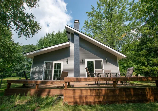 Photo 2 of Single family home for sale at 5994 Marilyn Ct, Traverse City, MI 49685 | MLS# 78080072247 | Listing updated on 2026-09-17