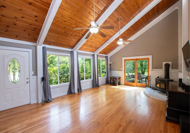Photo 3 of Single family home for sale at 5994 Marilyn Ct, Traverse City, MI 49685 | MLS# 78080072247 | Listing updated on 2026-09-18