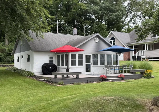 Photo 3 of Single family home for sale at 3152 Lake Dr, Reading, MI 49274 | MLS# 53026042220 | Listing updated on 2026-09-13