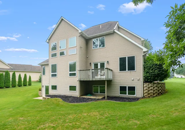 Photo 3 of Single family home for sale at 16121 Indian Valley St, Schoolcraft, MI 49087 | MLS# 66026042224 | Listing updated on 2026-09-18