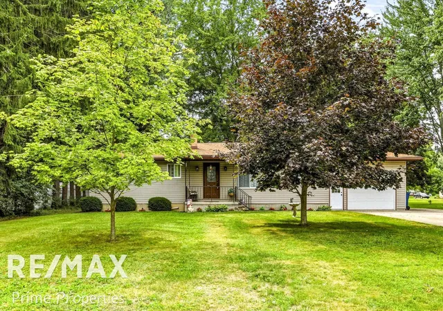 1st image of 3942 Waltmar Dr, Bridgeport, MI 48722 | MLS# 5050218282