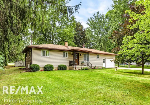 2nd image of 3942 Waltmar Dr, Bridgeport, MI 48722 | MLS# 5050218282
