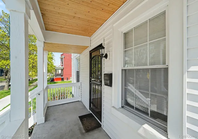 3rd image of 2144 Fischer St, Detroit, MI 48214 | MLS# 20261063956