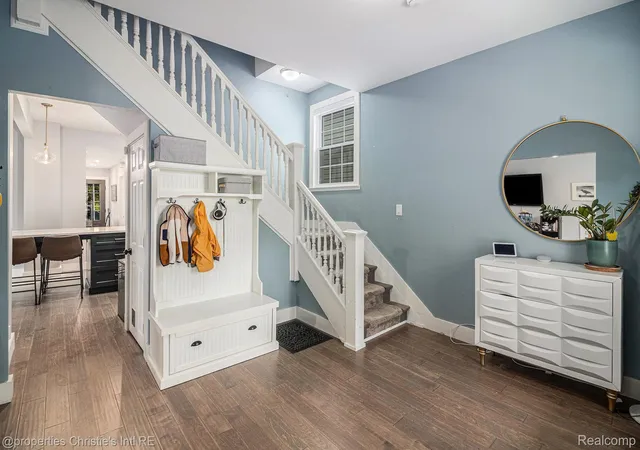 4th image of 2144 Fischer St, Detroit, MI 48214 | MLS# 20261063956