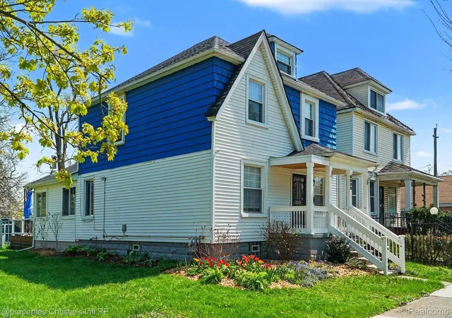 62nd image of 2144 Fischer St, Detroit, MI 48214 | MLS# 20261063956