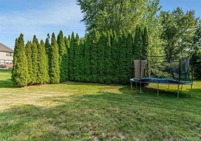 47th image of 22344 Woodlake Dr, Macomb, MI 48044 | MLS# 20261063971