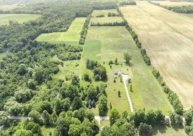 Photo 3 of Single family home for sale at 6144 Mortimer Line Rd, Croswell, MI 48422 | MLS# 58050218293 | Listing updated on 2026-08-12