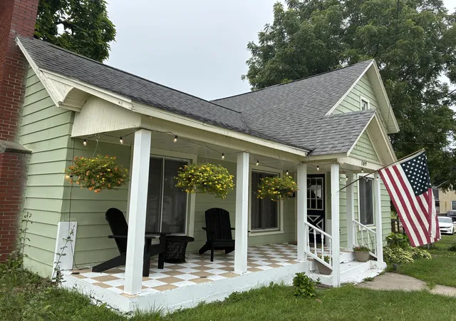 1st image of 109 E Isabelle St, Belding, MI 48809 | MLS# 72026042202