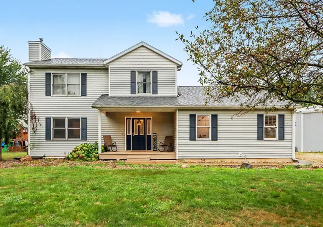 Photo 2 of Single family home for sale at 15060 S 27th Street, Vicksburg, MI 49097 | MLS# 66026042238 | Listing updated on 2026-08-24