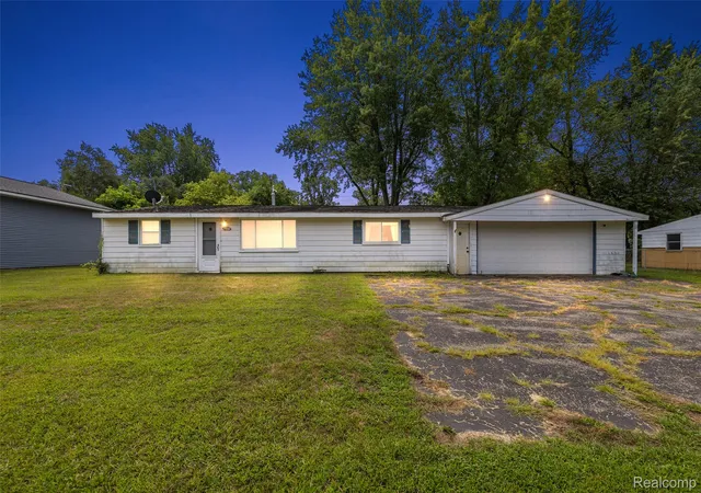 Photo 1 of Sale Pending at 1790 Scheifle Rd, Walled Lake, MI 48390 | MLS# 20261063992 | Listing updated on 2026-09-01