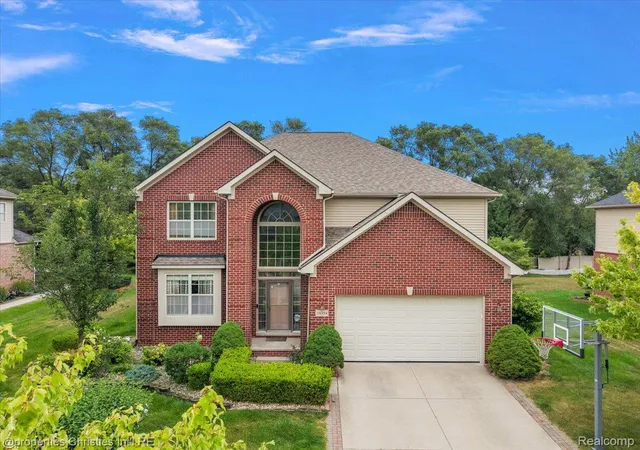 Photo 2 of Single family home for sale at 24354 Amanda Ln, Novi, MI 48375 | MLS# 20261063993 | Listing updated on 2026-09-05