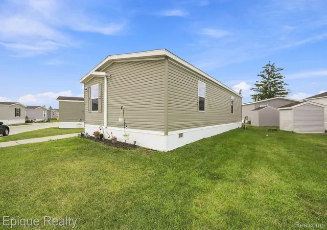 Photo 3 of Single family home for sale at 15915 Marentette, Clinton Township, MI 48038 | MLS# 20261064000 | Listing updated on 2026-08-14