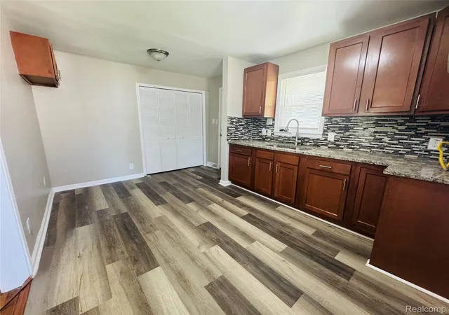 Photo 4 of Single family home for sale at 20195 Westhampton Ave, Southfield, MI 48075 | MLS# 20261064014 | Listing updated on 2026-09-15