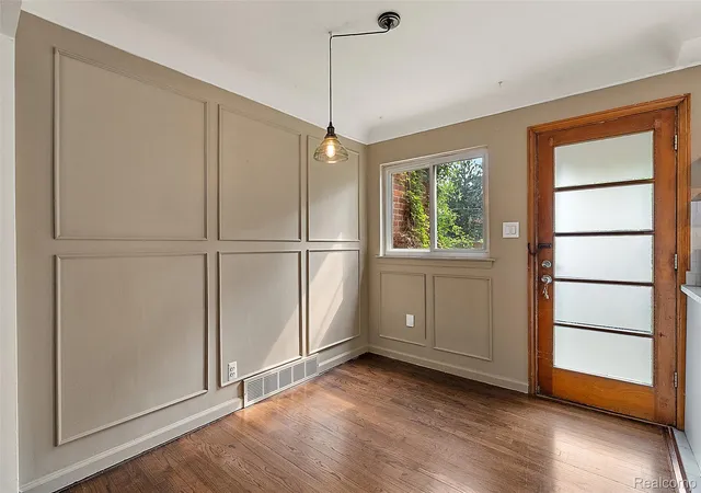 Photo 4 of Condo for sale at 1940 Planavon St, Ferndale, MI 48220 | MLS# 20261064021 | Listing updated on 2026-09-12