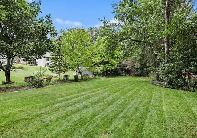 Photo 3 of Single family home for sale at 3443 Mason Lake Rd Ne, Grand Rapids, MI 49525 | MLS# 65026042267 | Listing updated on 2026-09-04