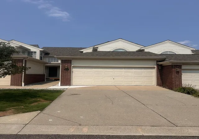 1st image of 2514 Boulder Ln, Auburn Hills, MI 48326 | MLS# 81026042284