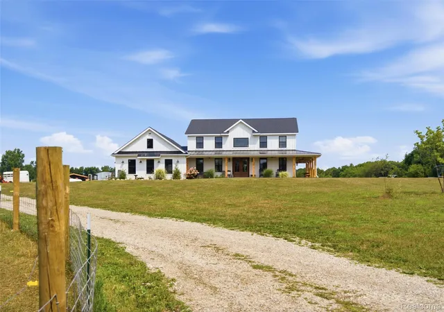 Photo 3 of Single family home for sale at 7241 Lyons Rd, Imlay City, MI 48444 | MLS# 20261064036 | Listing updated on 2026-09-16