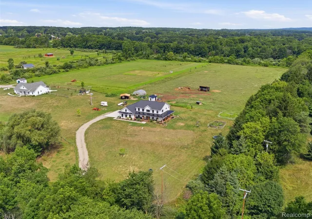 Photo 3 of Single family home for sale at 7241 Lyons Rd, Imlay City, MI 48444 | MLS# 20261064036 | Listing updated on 2026-09-16