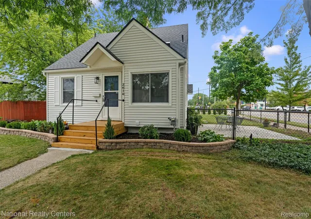 Photo 1 of Single family home for sale at 2616 Kenmore Rd E, Berkley, MI 48072 | MLS# 20261064041 | Listing updated on 2026-09-05