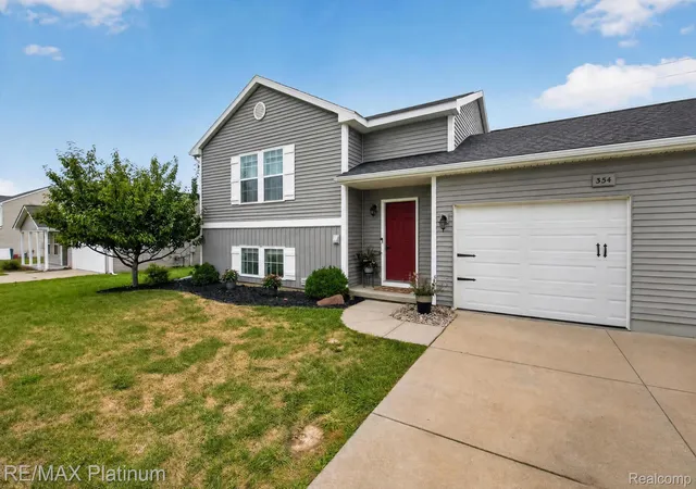 Photo 2 of Single family home for sale at 354 Saddlebrook Dr, Linden, MI 48451 | MLS# 20261064048 | Listing updated on 2026-09-06