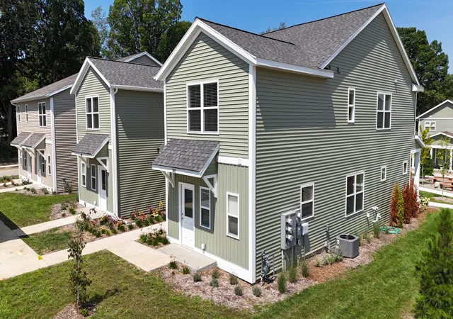 4th image of 311 Vista Green Dr, Holland City Ottawa, MI 49423 | MLS# 71026042286