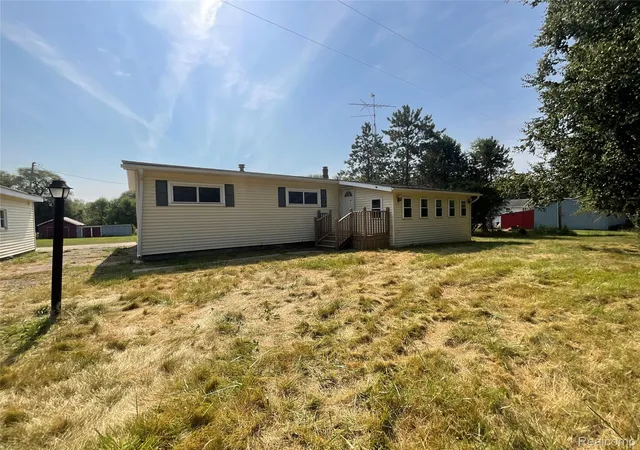 Single family home for sale at 10119 Godfrey Rd, Bancroft, MI 48414 | MLS# 20261064050