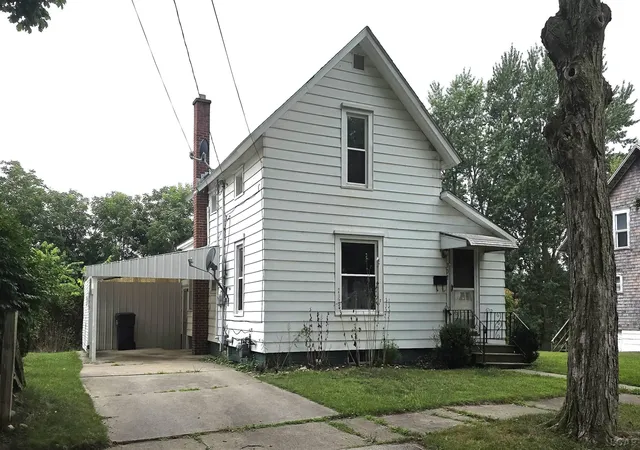 Photo 1 of Single family home for sale at 302 Orchard St, Morenci, MI 49256 | MLS# 56050218316 | Listing updated on 2026-08-12
