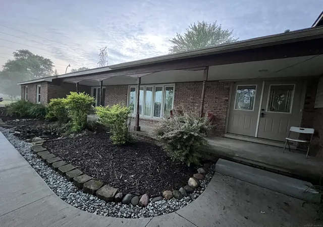 5th image of 13775 Mesmer Rd, Allenton, MI 48002 | MLS# 58050218319