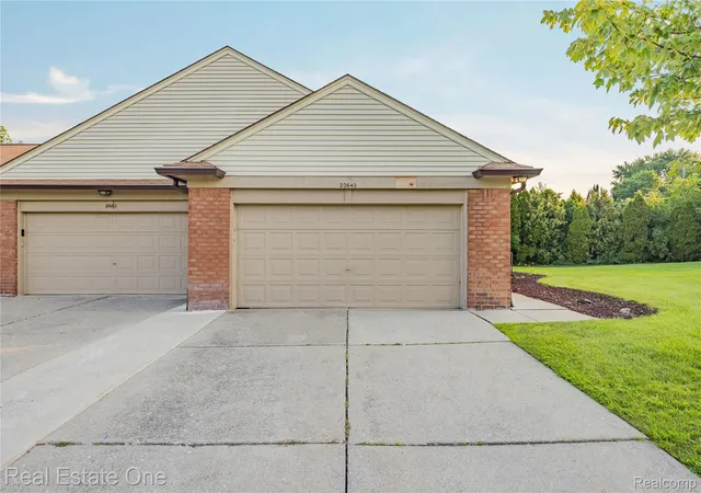 Photo 3 of Condo for sale at 20640 Palm Meadow Dr, Clinton Township, MI 48036 | MLS# 20261064057 | Listing updated on 2026-08-16