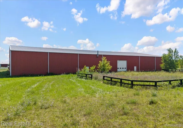 Photo 4 of Single family home for sale at 6277 Fred W Moore Hwy, China, MI 48054 | MLS# 20261064058 | Listing updated on 2026-08-14