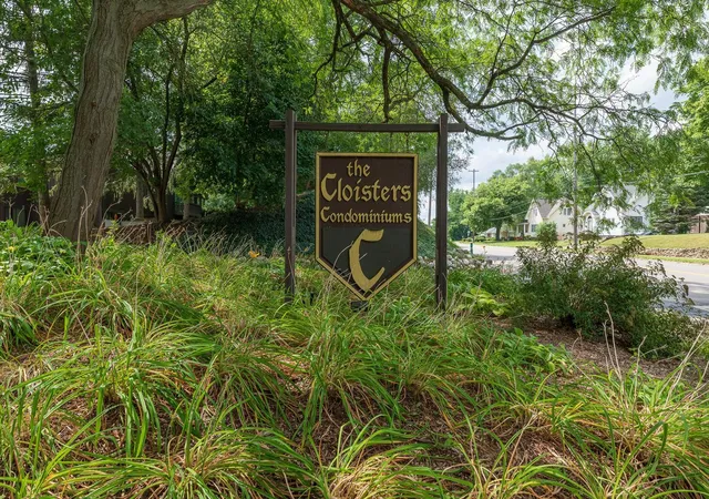 1st image of 135 Balmoral Ct, Kalamazoo, MI 49006 | MLS# 66026042295