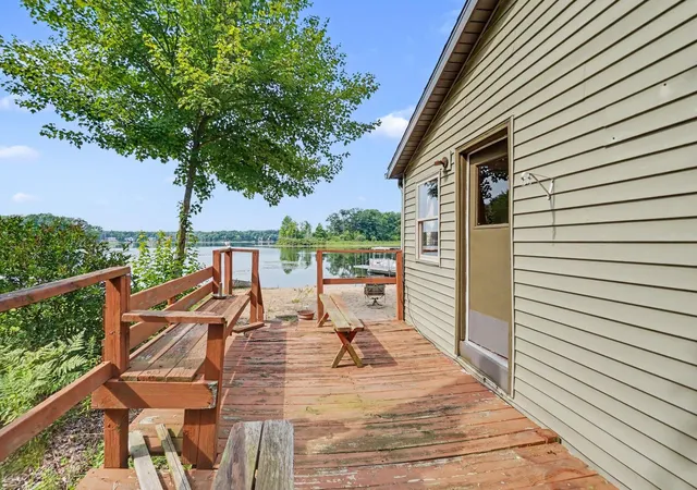 5th image of 8221 S Island View Dr, Newaygo, MI 49337 | MLS# 65026042296