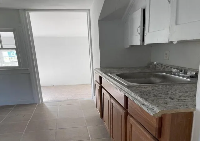 Listing Photo 3 - Condo for sale in building located at 3918 High St, Ecorse, MI 48229