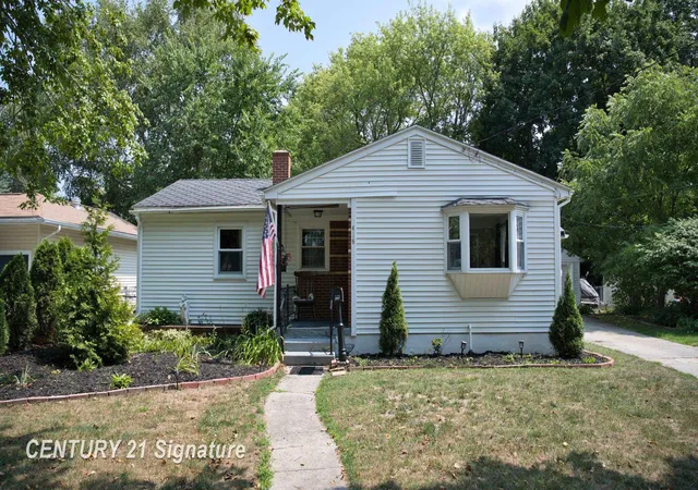 Photo 3 of Single family home for sale at 418 Labian Dr, Flushing, MI 48433 | MLS# 5050218325 | Listing updated on 2026-09-10