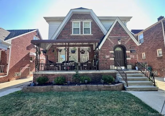 Photo 1 of Single family home for sale at 4592 Helen St, Dearborn, MI 48126 | MLS# 20261064087 | Listing updated on 2026-08-13