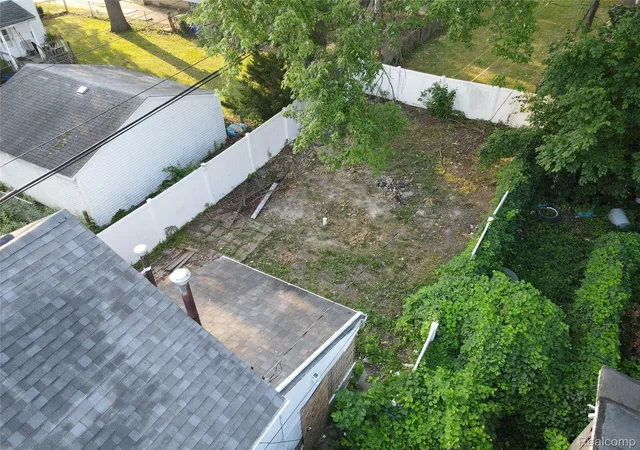 Photo 2 of Single family home for sale at 17222 Detroit St, Detroit, MI 48224 | MLS# 20261064090 | Listing updated on 2026-08-26
