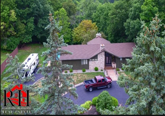 2nd image of 2767 Park Ln, Owosso, MI 48867 | MLS# 60050218332
